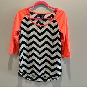 Rue21 Chevron Long Sleeve Top - Black, White, and Coral Size Small
